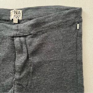 TNA • Charcoal Gray Sweater Like Ribbed Knit Leggings